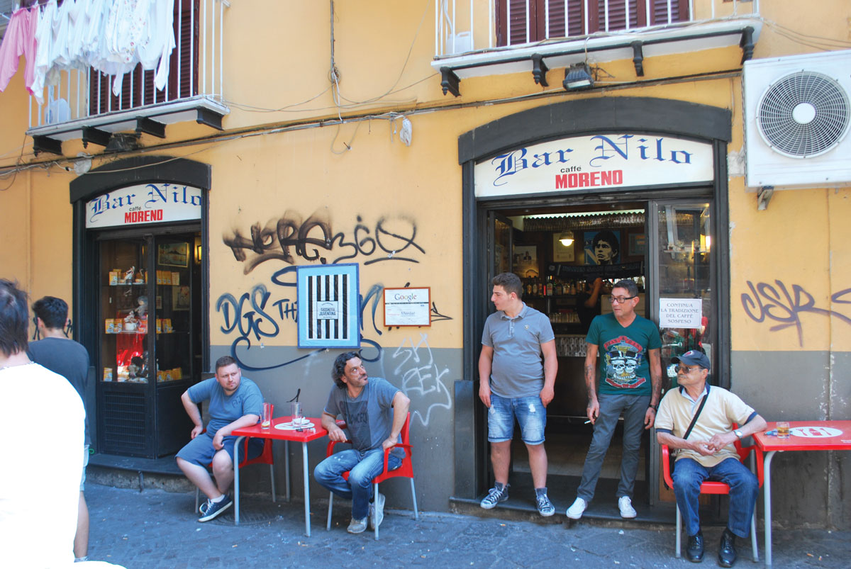 Outside Bar Nilo.