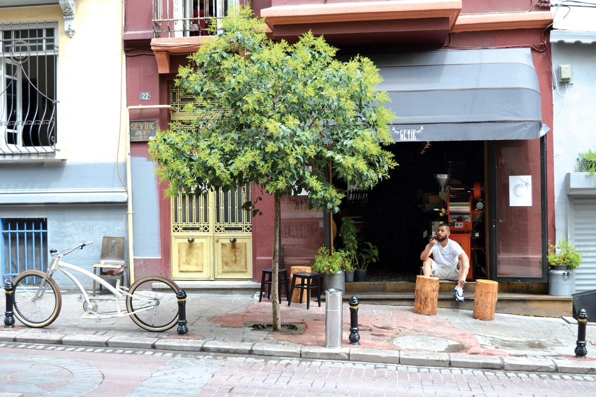 Geyik Coffee Roastery and Cocktail Bar.