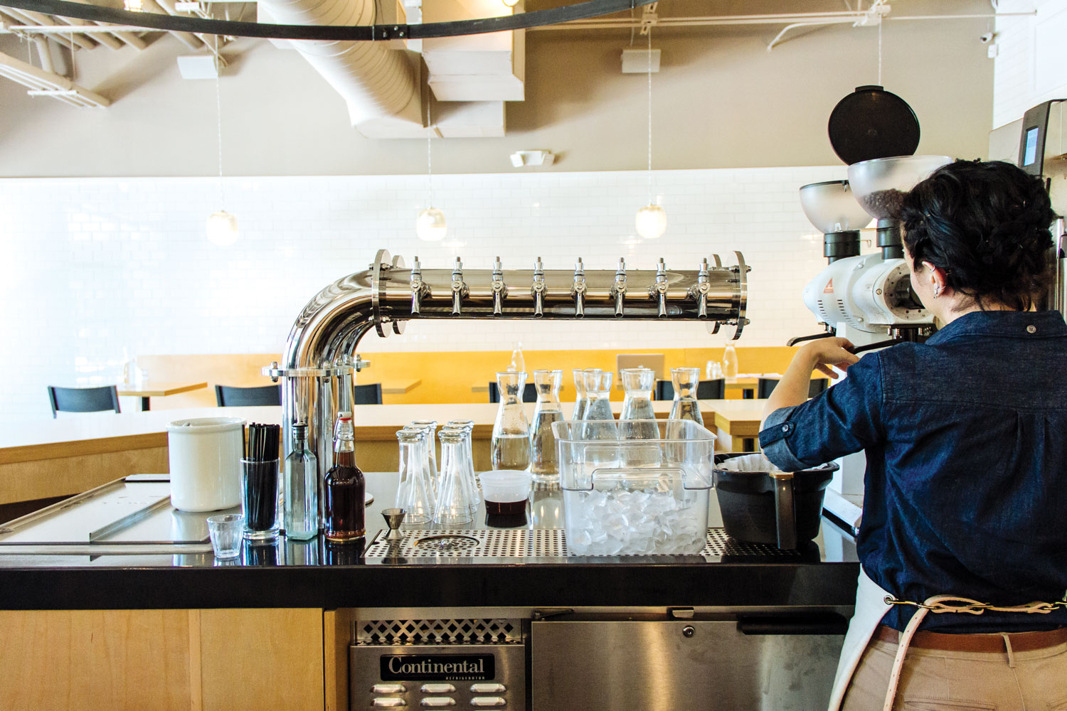 Sixteen craft beer taps at Steadfast Coffee. (Photos by Ari Zadai.)