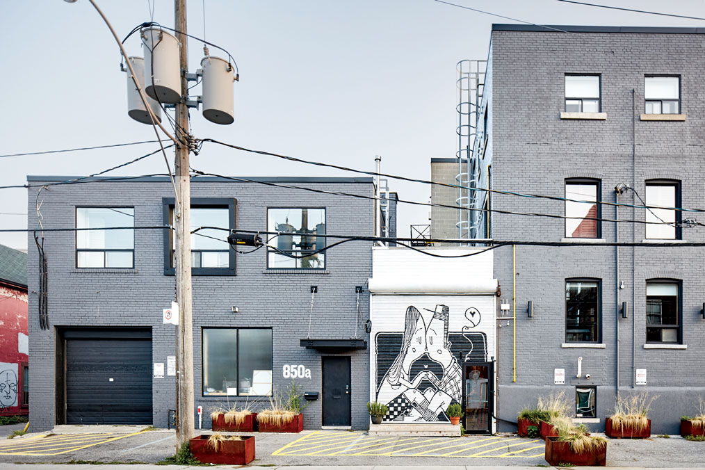 TokyoSmoke_Exterior